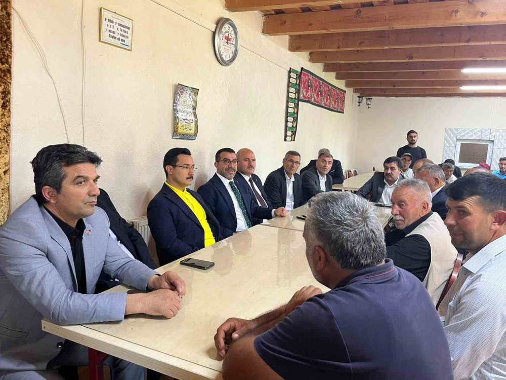 Akyaka'da Yatırım Gündemi.. Sınır Kapısı, Doğal Gaz ve Eğitim Masaya Yatırıldı!