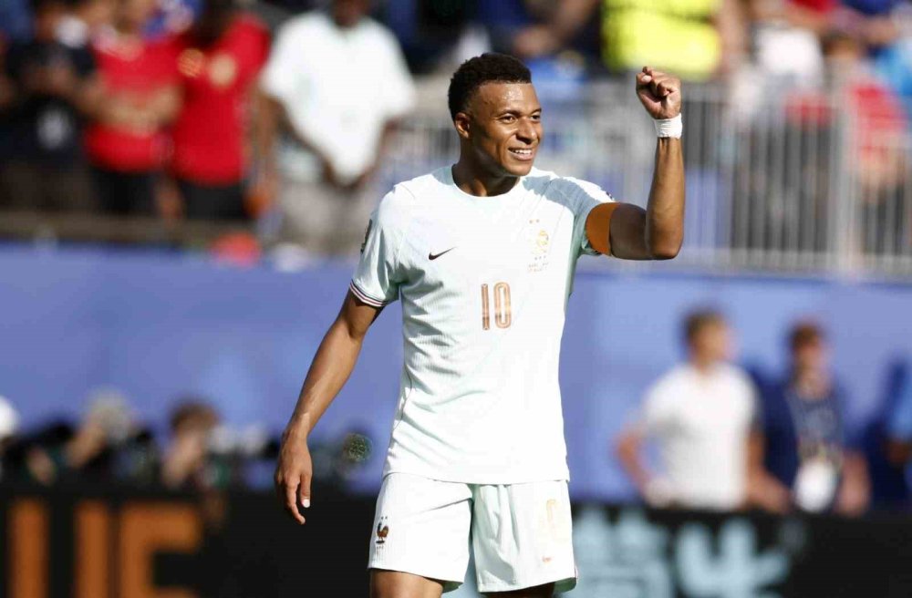 Mbappé ve Dembélé Sahneye Çıktı.. Fransa Dünya Kupası’nda Yarı Finale Yükseldi!