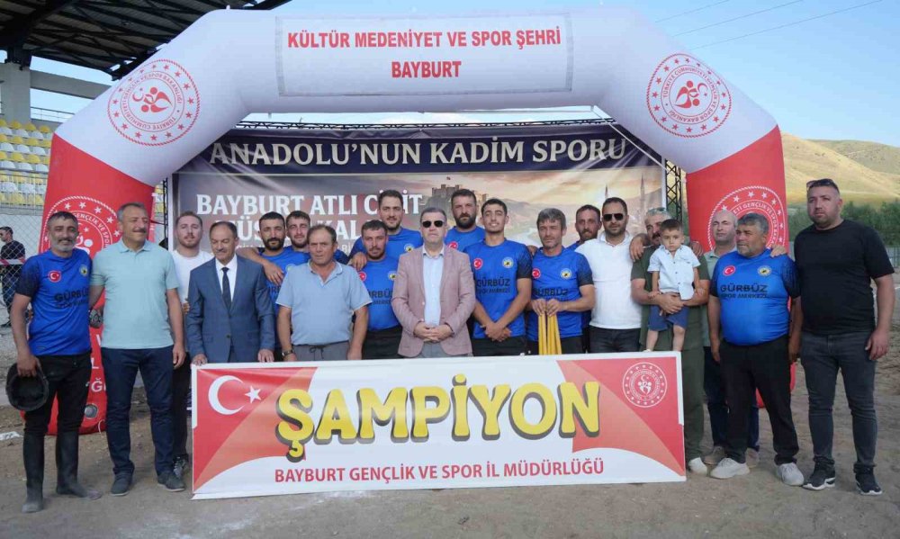 Bayburt'ta Cirit Şampiyonu 21 Şubat Atlı Spor Kulübü Oldu.. Bir Üst Lige Yükseldi!