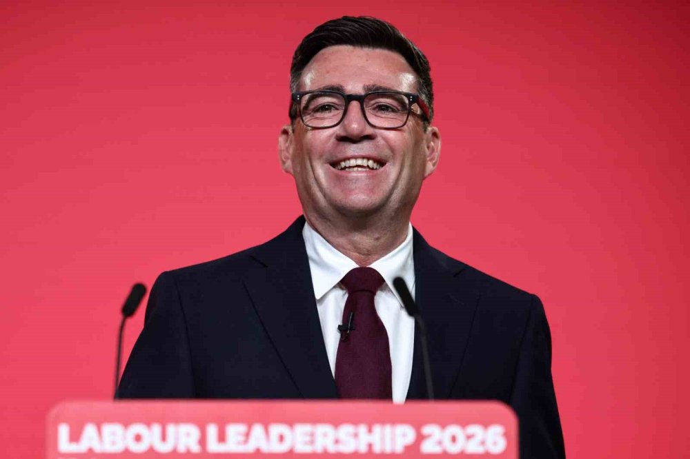 İngiltere’de İşçi Partisi’nde Lider Değişimi.. Andy Burnham Başbakanlığa Hazırlanıyor!
