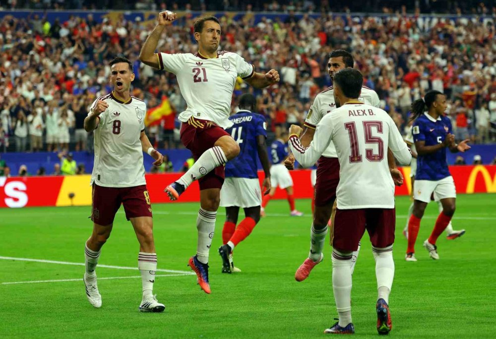 Şampiyon Belli Oluyor.. Messi ile Yamal Aynı Finalde Tarih Yazmaya Hazırlanıyor!