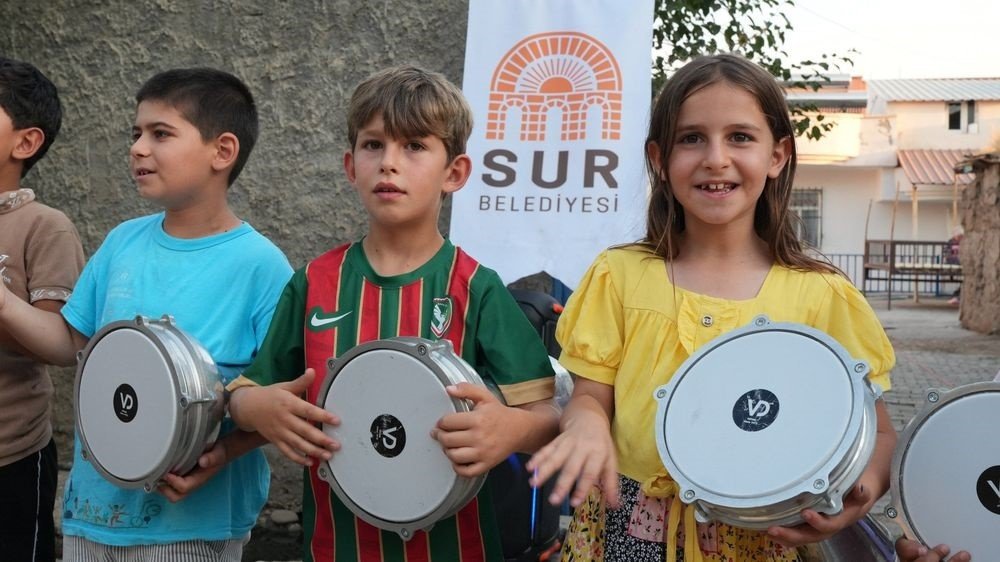 Diyarbakır Büyükşehir Belediyesi’den Kültür-Sanat Etkinliği: Gezici Müzik Atölyesi