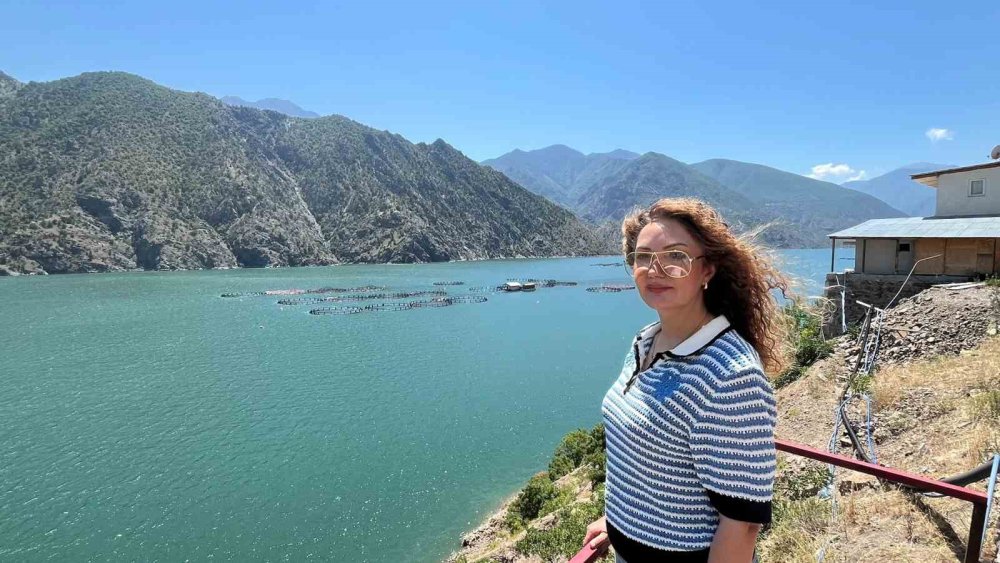 Artvin’de Yerli Somon Üretimi Sürüyor.. Üreticiler İşleme Tesisi İstiyor!