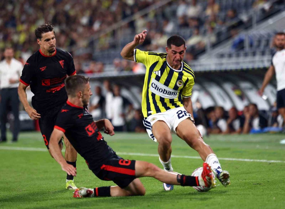 Şampiyonlar Ligi'nde Fenerbahçe Kazandı.. Rövanş Öncesi Kritik Avantaj!