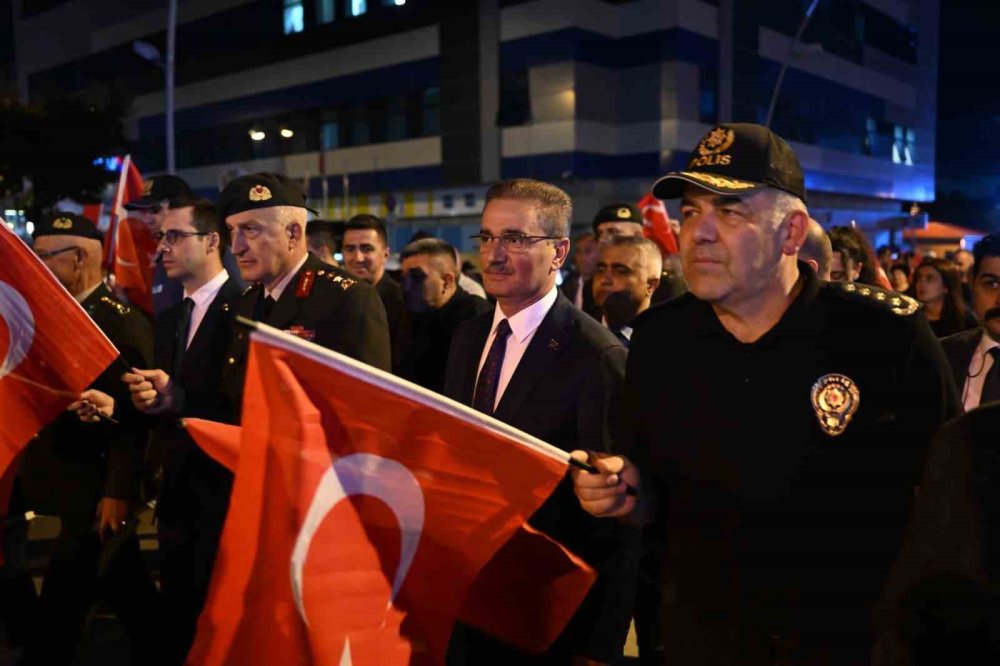 Erzurum Kongresi’nin 107. Yıl Dönümü.. Fener Alayı ve Anma Programıyla Kutlandı!