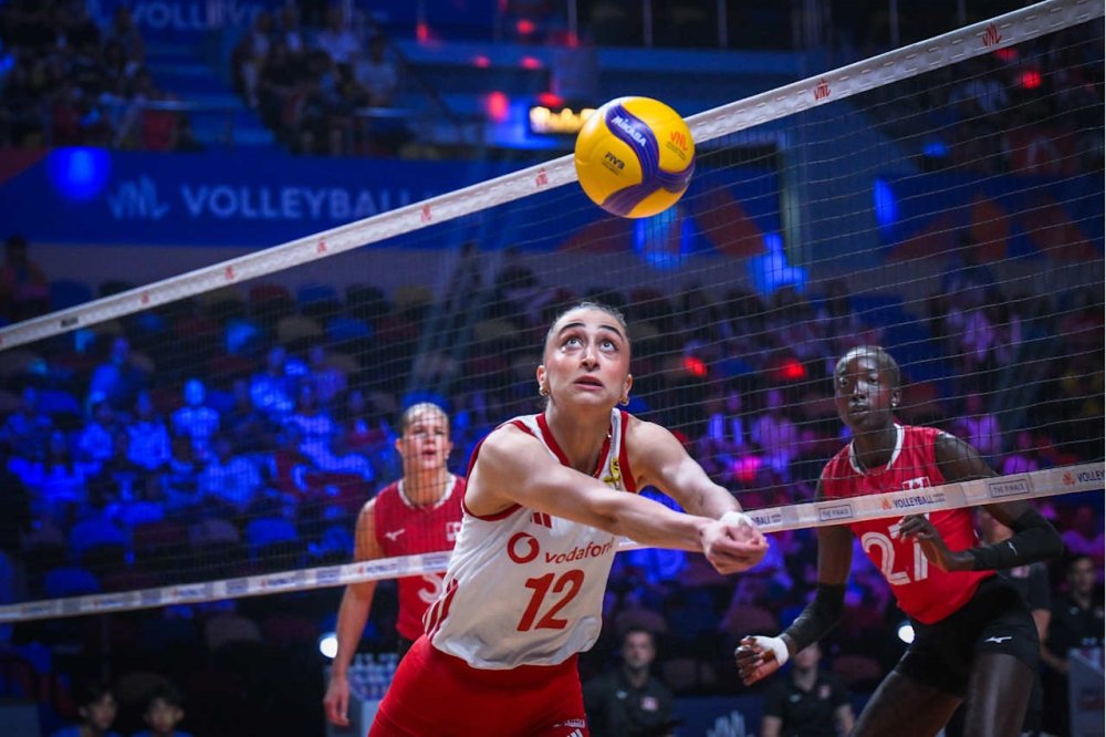 Milletler Ligi’nde Son 4.. A Milli Kadın Voleybol Takımı Yarı Finale Yükseldi!