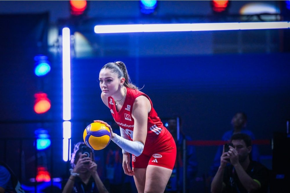 A Milli Kadın Voleybol Takımı’ndan Farklı Galibiyet.. Milletler Ligi’nde Rakip Brezilya Oldu!
