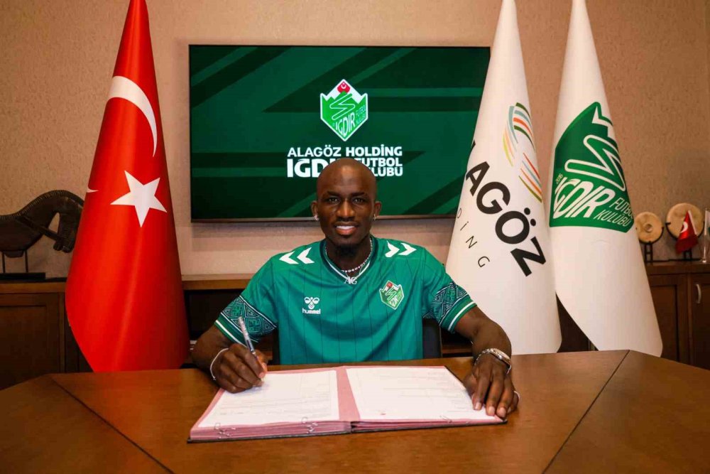 Yeşil-Beyazlılar Transferi Duyurdu.. Ganalı Forvet Felix Afena-Gyan Iğdır FK’da!