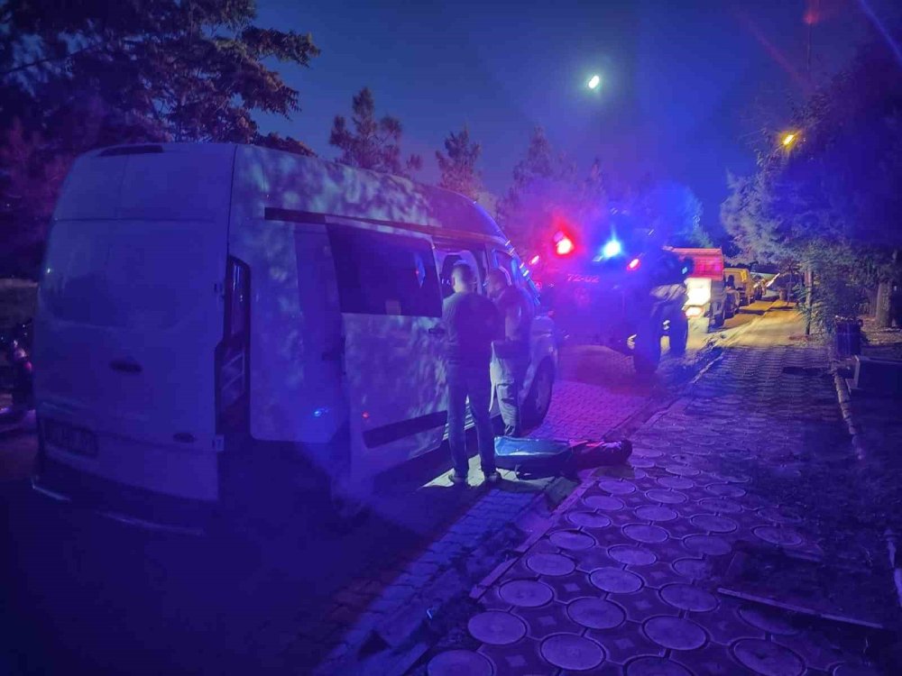 Batman’da Mezarlıkta Silahlı Saldırı.. Baba, Oğlu ve Yeğeni Hayatını Kaybetti!