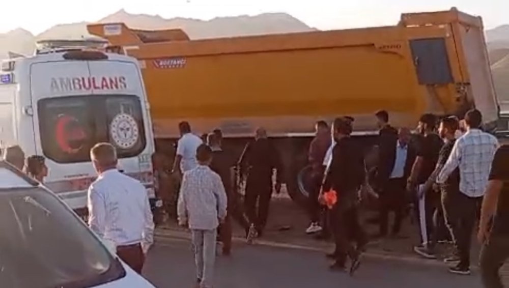 Hakkari’de Üç Ayrı Trafik Kazası: 1 Ölü, 7 Yaralı