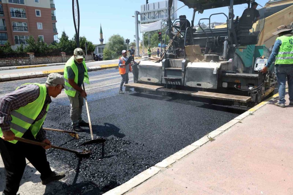 Santral Rampası’na 9 Bin 350 Tonluk Asfalt Dokunuşu
