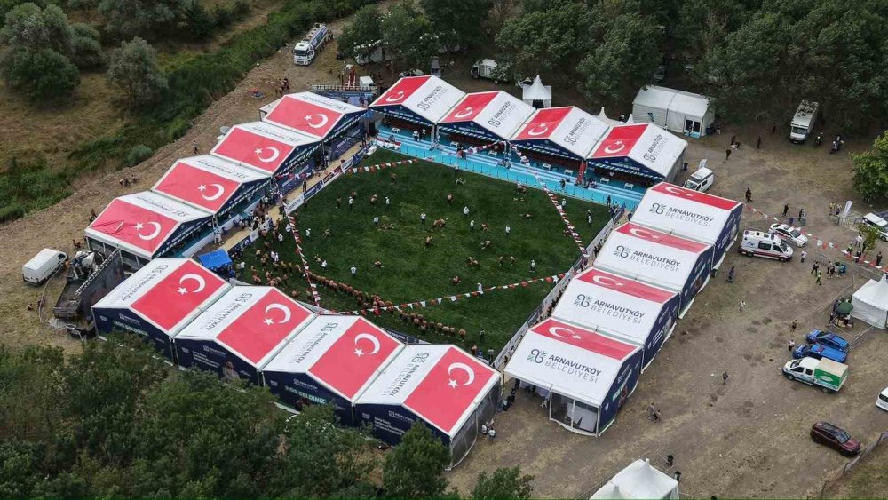 11. Arnavutköy Yağlı Güreşleri’nde Başpehlivan Serdar Yıldırım Oldu