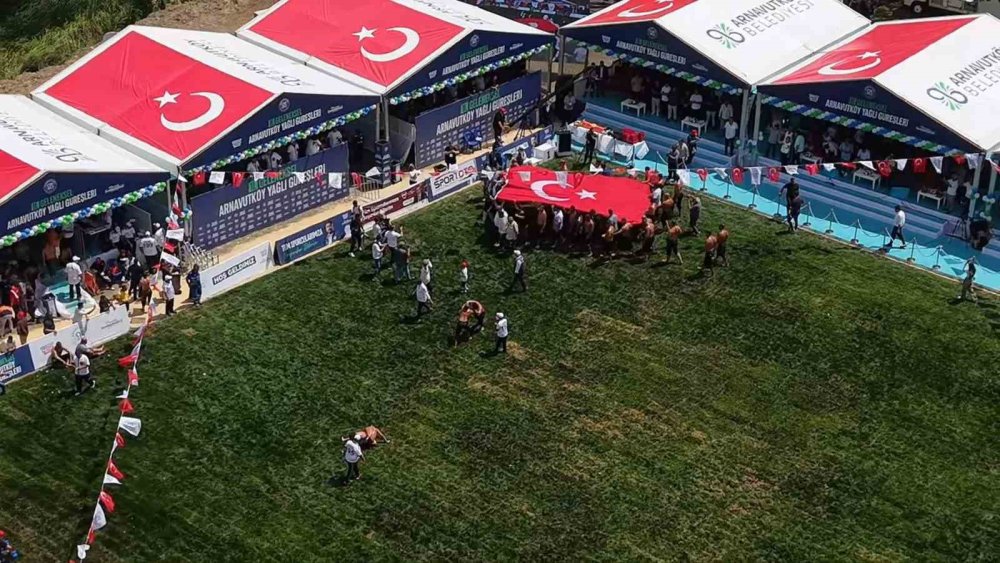 11. Arnavutköy Yağlı Güreşleri’nde Başpehlivan Serdar Yıldırım Oldu