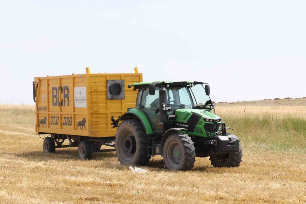 Erzurum’da Modern Biçerdöverler Sahada.. Hasat Süreci Hızlandı, Maliyet Azaldı!