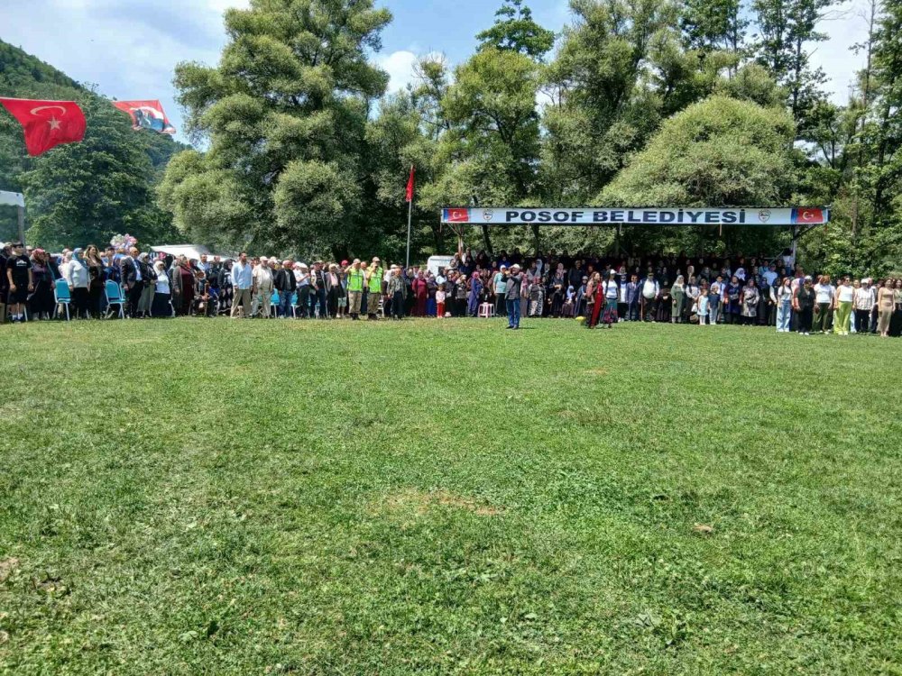 Posof Kültür ve Sanat Festivali’ne Yoğun İlgi.. Aşıklar ve Halk Oyunları Sahne Aldı!