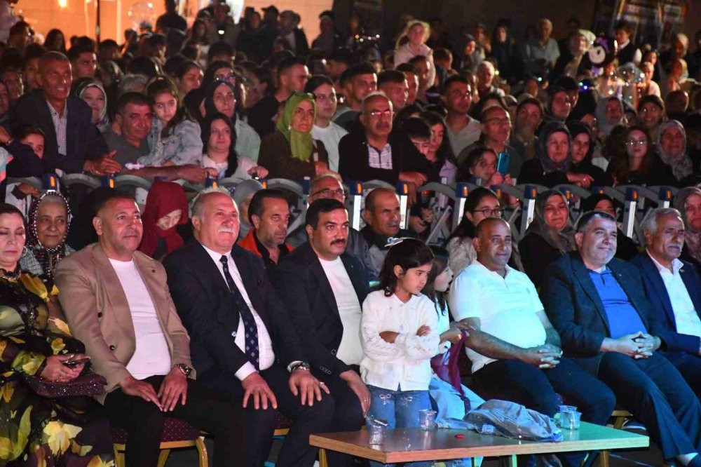 Sarıkamış’ta Toplu Sünnet Şöleni Düzenlendi.. Yaklaşık 300 Çocuk Aynı Sevinci Paylaştı!