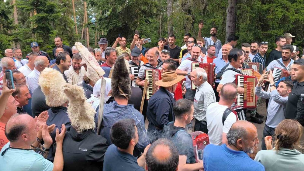 Artvin’deki 27. Satave Gevrek Festivali.. Bölgenin Ortak Kültürünü Yaşattı!