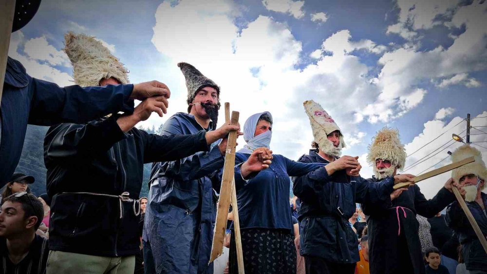 Artvin’deki 27. Satave Gevrek Festivali.. Bölgenin Ortak Kültürünü Yaşattı!