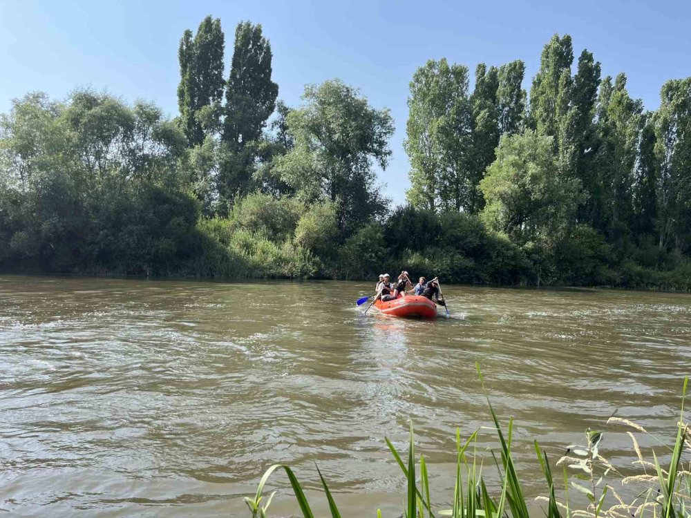 Kars’ta Rafting Temel Eğitim Programı Sona Erdi.. Kamp 9 Gün Sürdü!
