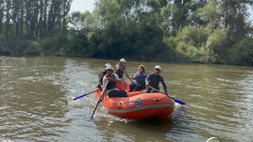 Kars’ta Rafting Temel Eğitim Programı Sona Erdi.. Kamp 9 Gün Sürdü!