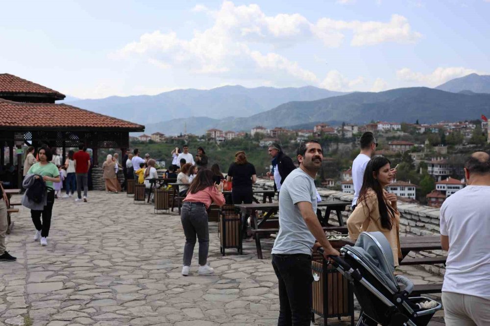 Safranbolu’da Yılın İlk 6 Ayında 104 Bin 258 Kişi Konakladı