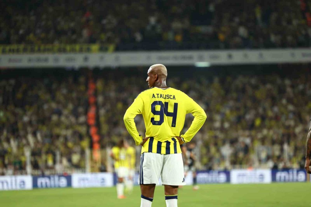 Fenerbahçe Tur Kapısını Araladı.. Sturm Graz Karşısında Rövanş Öncesi Avantaj Sağladı!