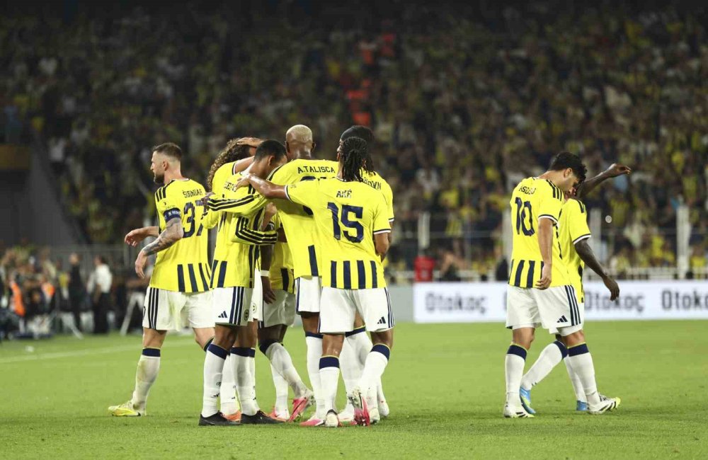 Fenerbahçe Tur Kapısını Araladı.. Sturm Graz Karşısında Rövanş Öncesi Avantaj Sağladı!