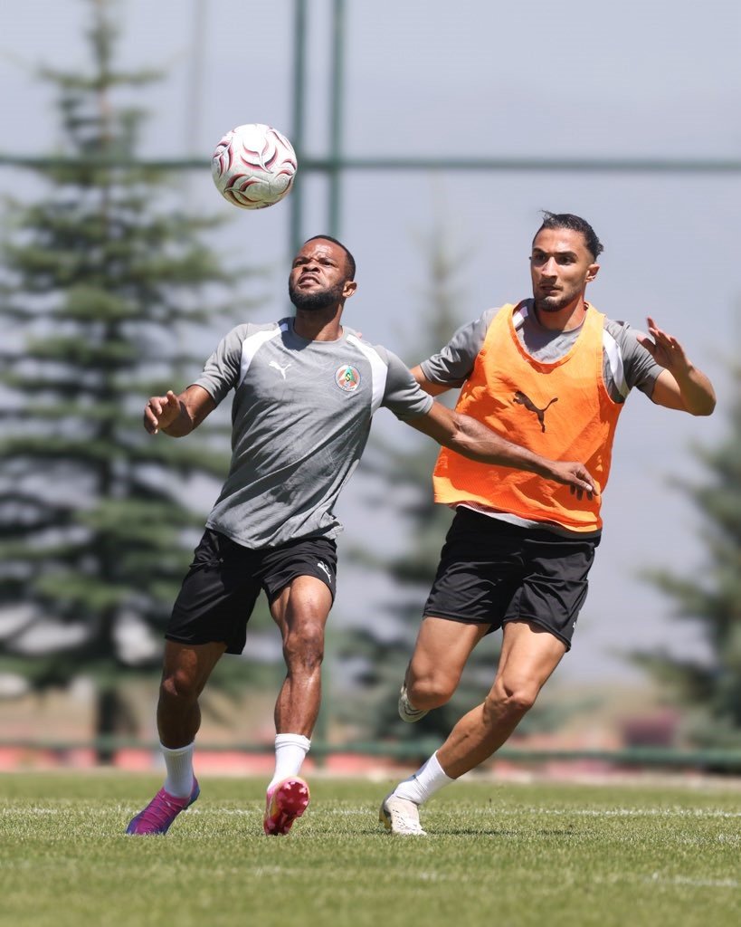 Alanyaspor, Erzurum Kampını Tamamladı