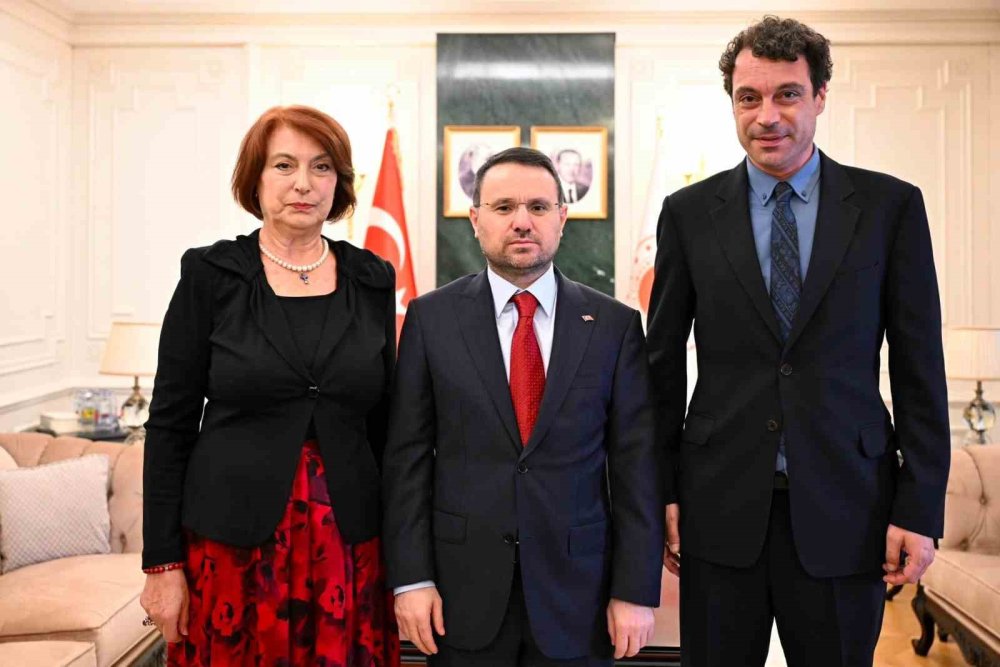 Bakan Gürlek, Uğur Mumcu'nun Ailesiyle Görüştü.. Cinayet Tüm Yönleriyle Aydınlatılmalı!