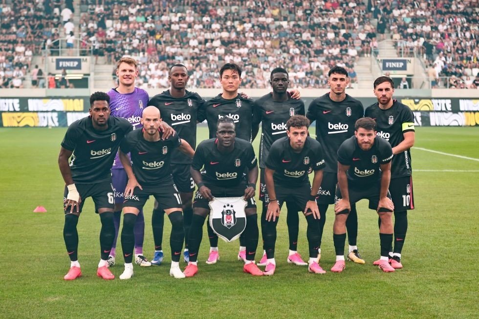 UEFA Avrupa Ligi’nde Beşiktaş Güldü.. 10 Kişiyle Hradec Kralove’yi Geçti!