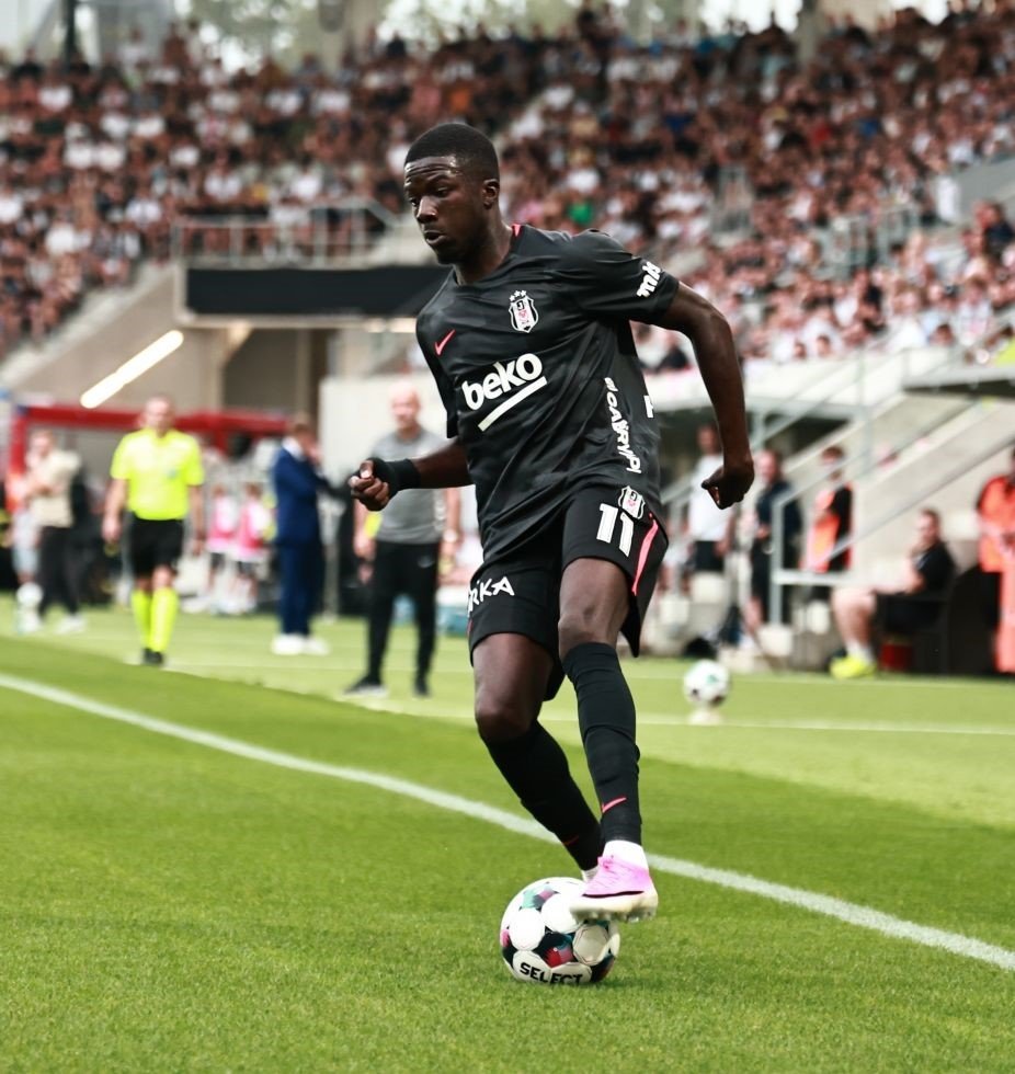 UEFA Avrupa Ligi’nde Beşiktaş Güldü.. 10 Kişiyle Hradec Kralove’yi Geçti!