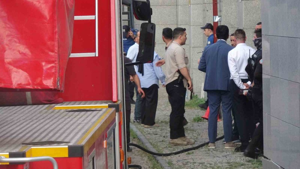 Erzurum Adliyesi Arşivinde Yangın.. Başsavcılık: UYAP Kayıtlarında Herhangi Bir Kayıp Yok!