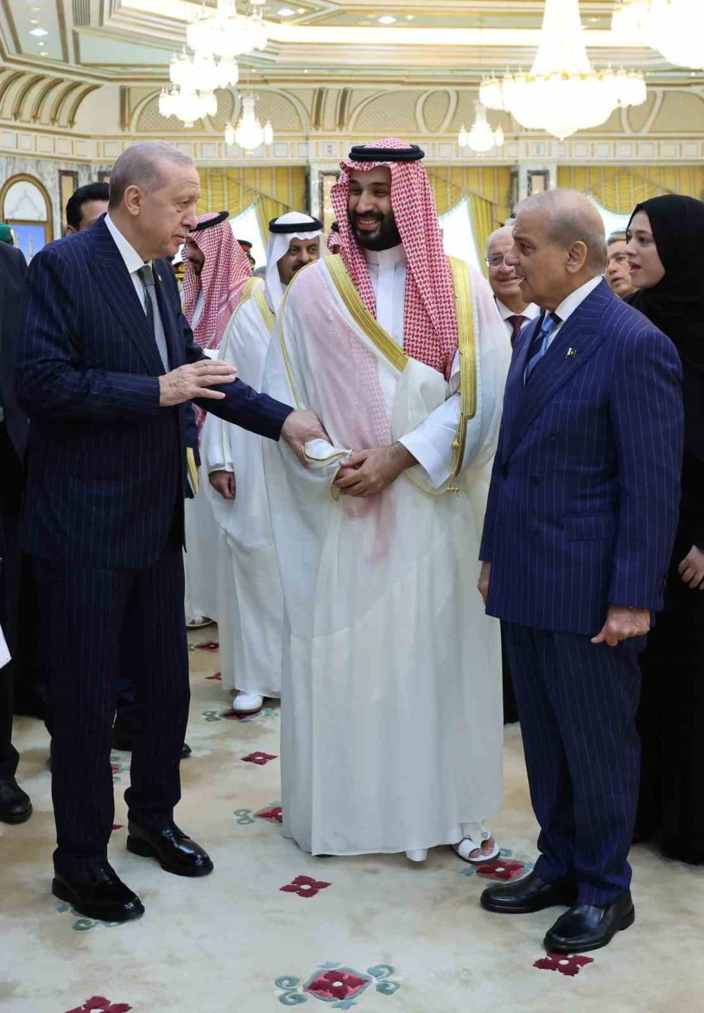 Türkiye, Suudi Arabistan Ve Pakistan Arasında Ortak Savunma Anlaşması İmzalandı