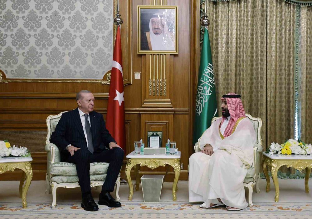 Üç Ülkeden Savunmada Yeni İş Birliği.. Anlaşma Mekke'de Düzenlenen Zirvede İmzalandı!