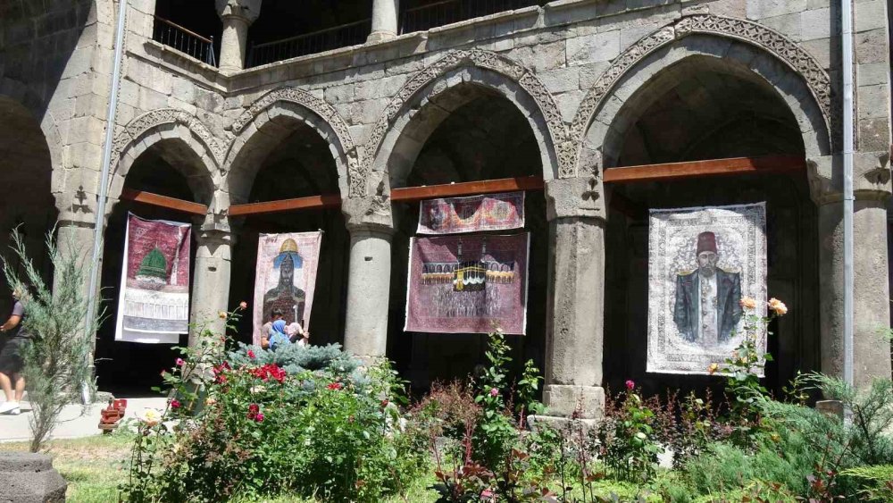 Erzurum’da Günün Öne Çıkanları.. Kilim Sergisinden Transfer ve Trafik Bilançosuna!
