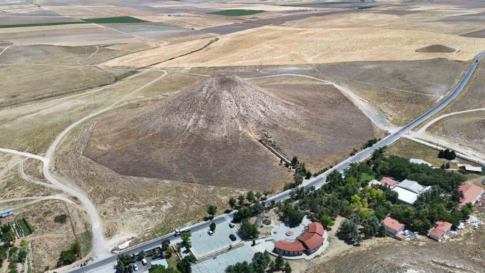 Gordion’daki Midas Tümülüsü’nün Gerçek Hikâyesi.. 3 Bin 200 Yıllık Mezar Günümüze Ulaştı!