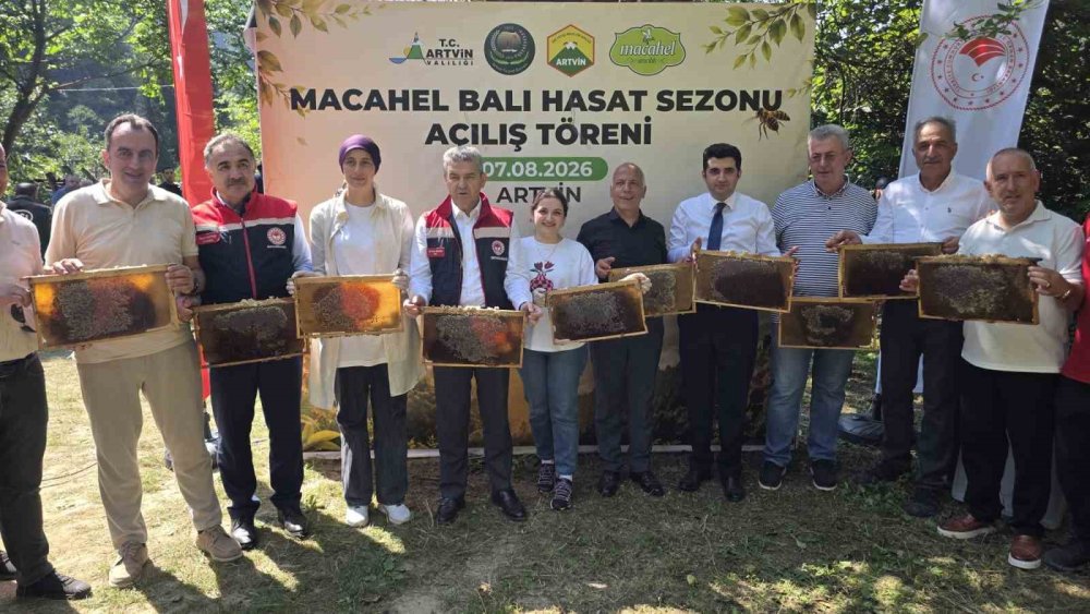 Macahel’de Bal Sezonu Açıldı.. İlk Sağım UNESCO Rezerv Alanında Gerçekleştirildi!