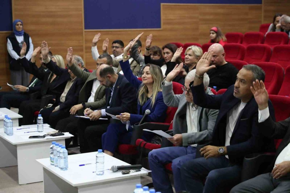 Aliağa Belediye Meclisi’nde Siyasi Denge Değişti.. Çoğunluk Cumhur İttifakı’na Geçti!