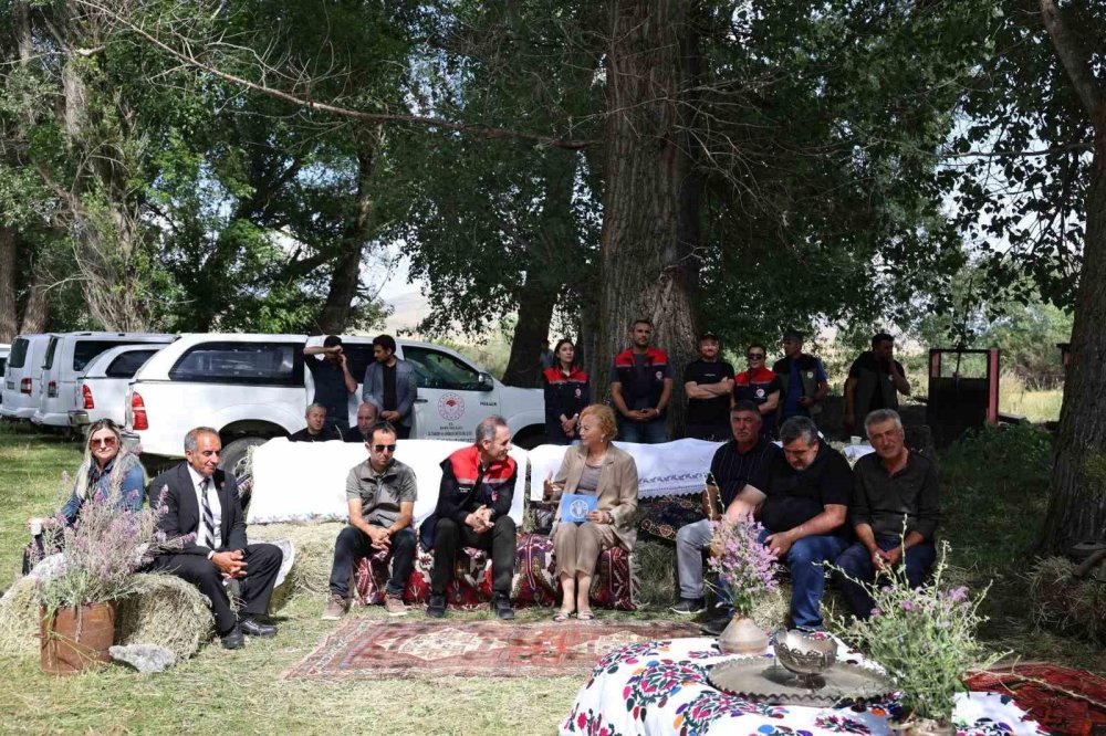 Kars’ta Meraların Geleceği İçin Buluşma.. Sürdürülebilir Hayvancılık Masaya Yatırıldı!