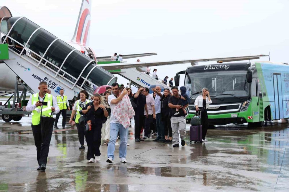 Tahran’dan Trabzon’a Direkt Uçuşlar Başladı.. Seferler Haftada İki Gün Yapılacak!
