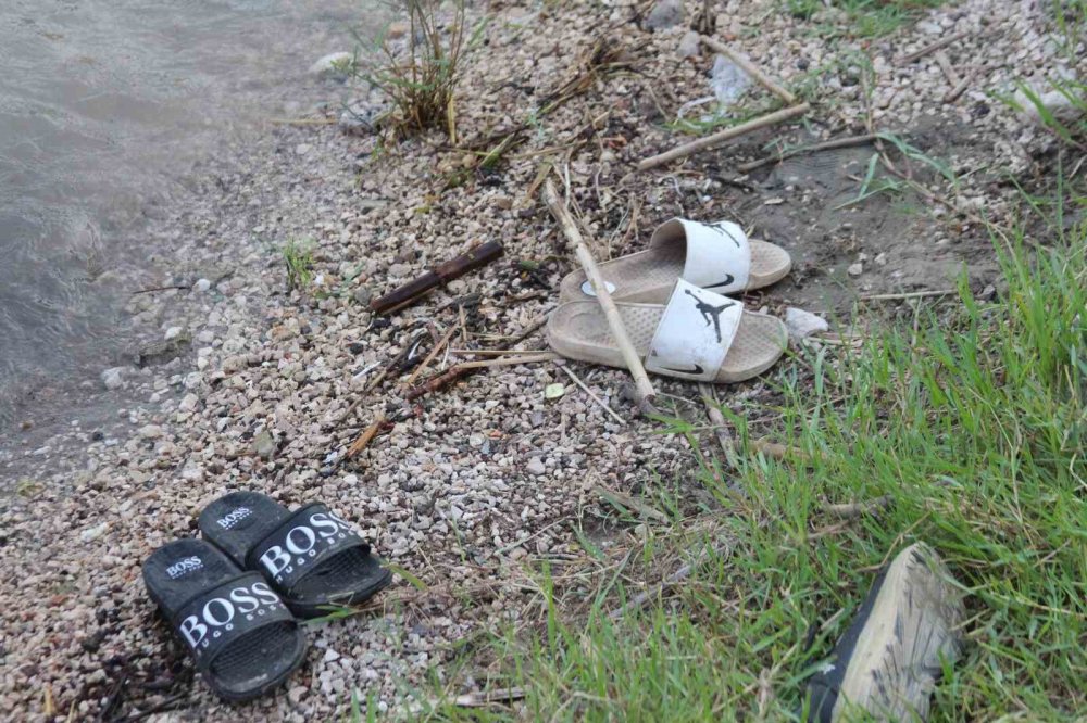 Ceyhan Nehri’ne Serinlemek İçin Giren 2 Çocuk Kayboldu