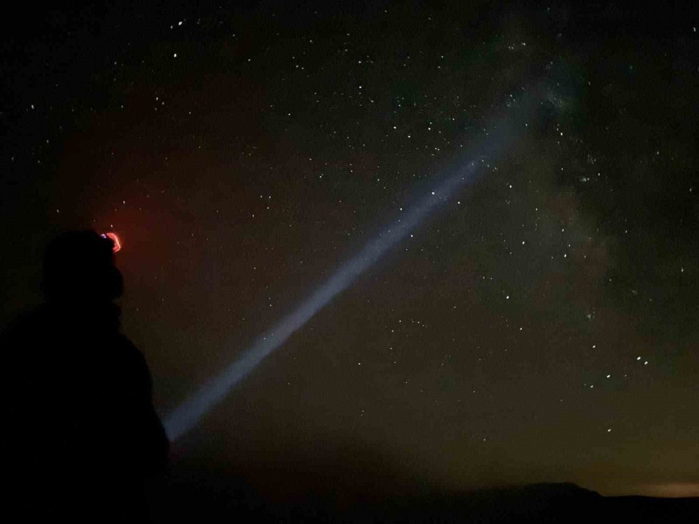 Perseid Meteor Yağmuru Türkiye Semalarında Görüldü.. Gökyüzünde Işık İzleri Oluştu!