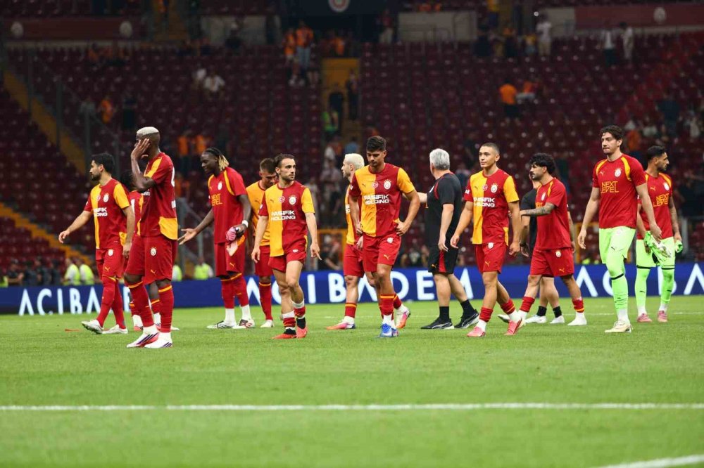 Süper Lig’de Yeni Sezon Başlıyor.. Galatasaray Zirveyi, Beşiktaş Rekoru Koruyor!