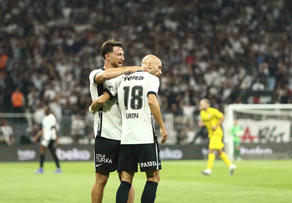 Uefa Avrupa Ligi: Beşiktaş: 1 - Hradec Kralove: 0 (i̇lk Yarı)