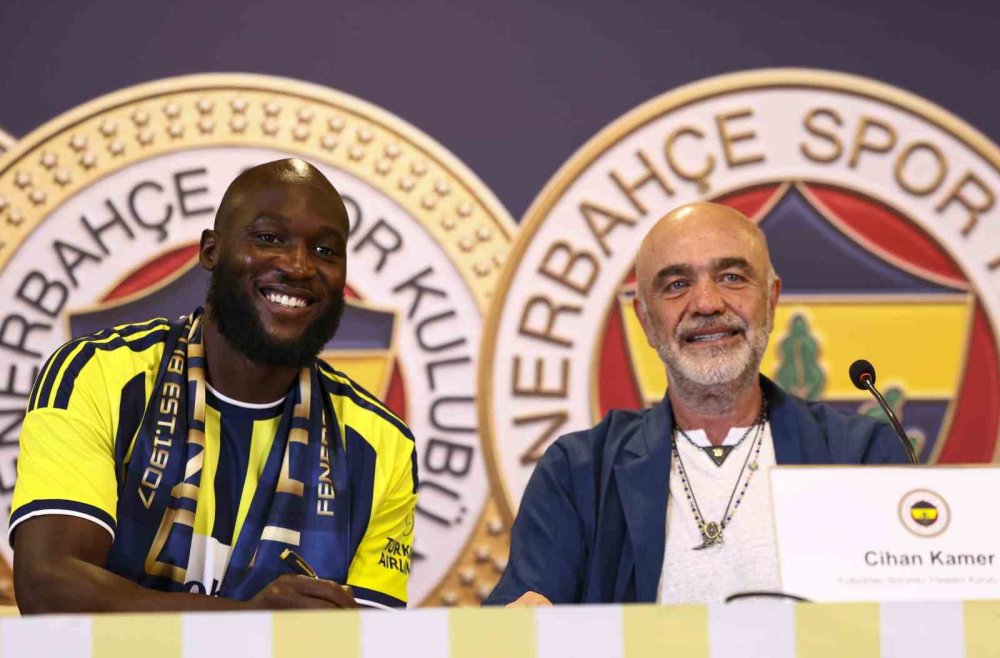 Romelu Lukaku Fenerbahçe İçin İmza Attı.. Belçikalı Golcüden Kupa Mesajı Geldi!