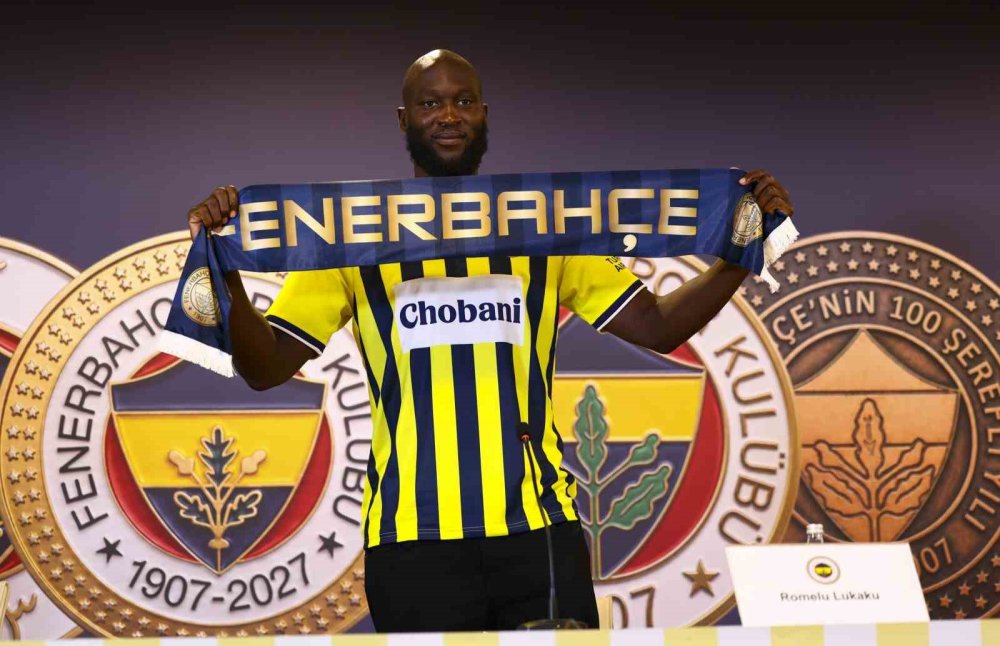Romelu Lukaku Fenerbahçe İçin İmza Attı.. Belçikalı Golcüden Kupa Mesajı Geldi!
