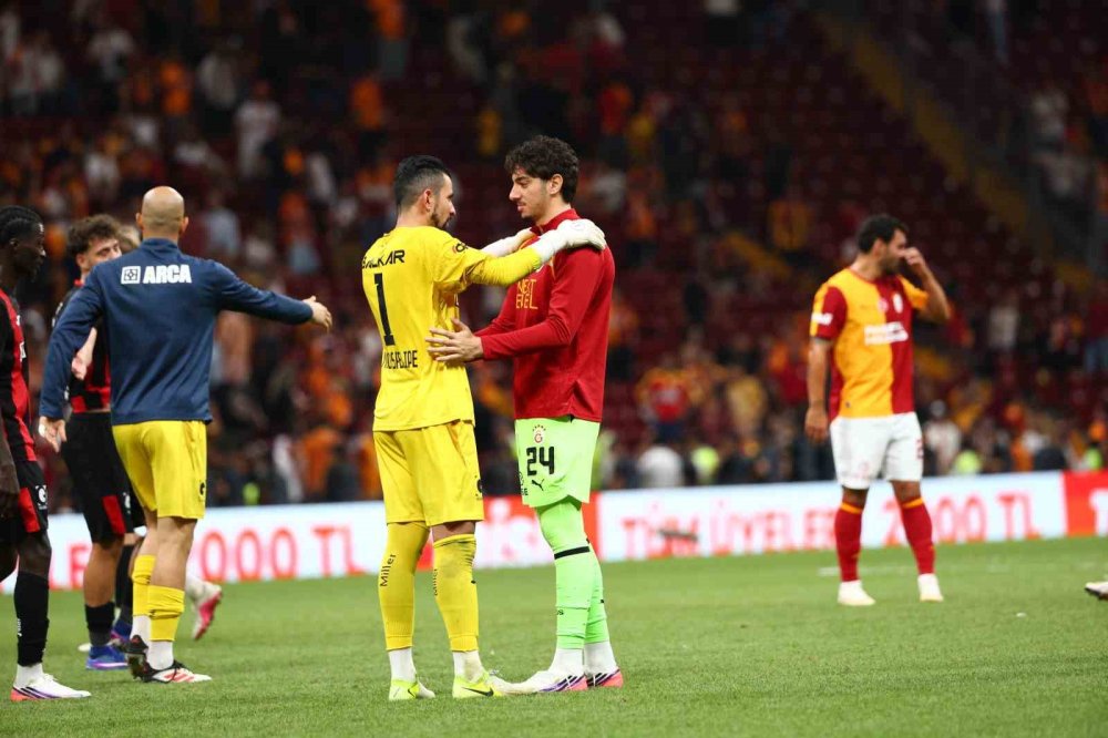 Süper Lig’de Sezon Başladı.. Galatasaray ile Çorum FK 2-2 Berabere!