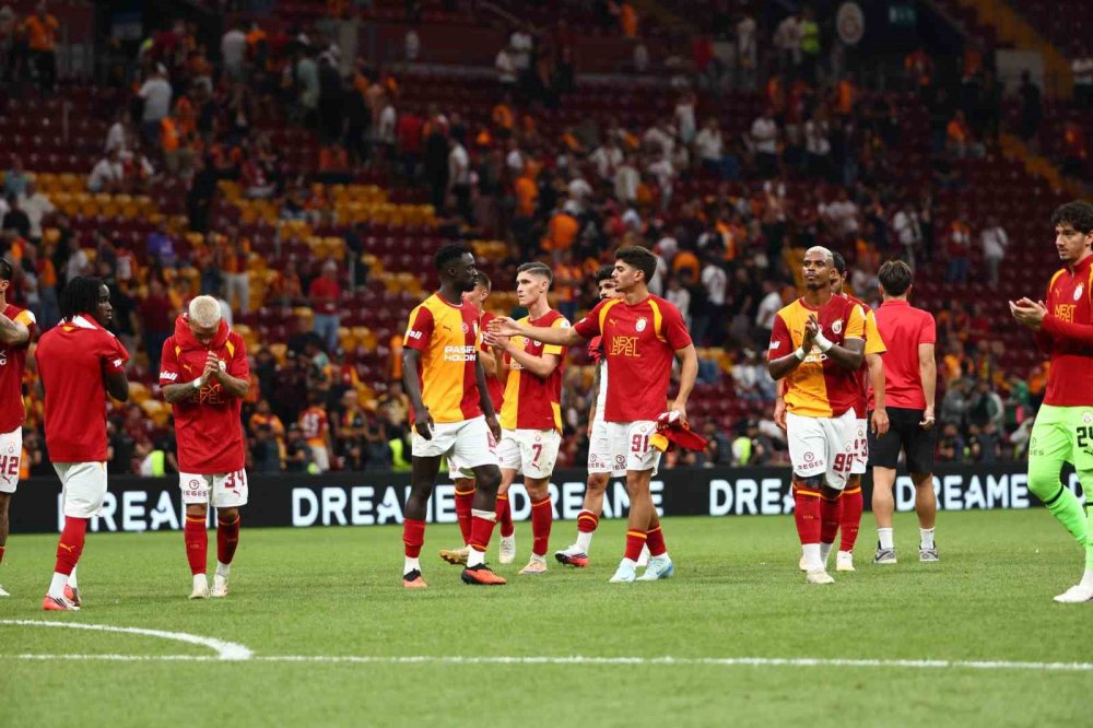 Süper Lig’de Sezon Başladı.. Galatasaray ile Çorum FK 2-2 Berabere!