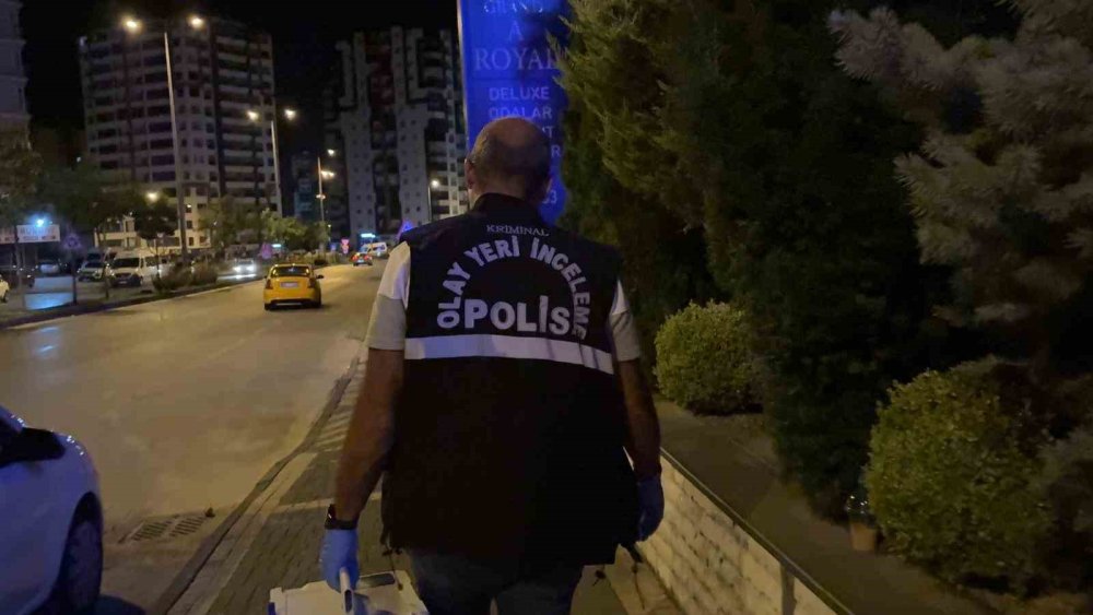 Kayseri’de Otelde Dehşet.. Genç Kadın 5’inci Kattan Atılarak Öldü!