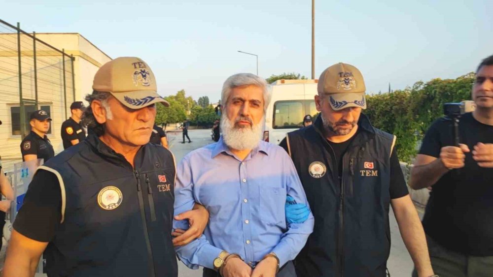 Adana’da Furkan Vakfı’na Operasyon.. Çok Sayıda Vakıf Üyesi Gözaltında!
